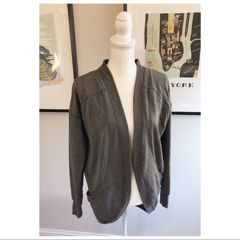 SOFT Jockey High-low Open Front Sweater | Grey